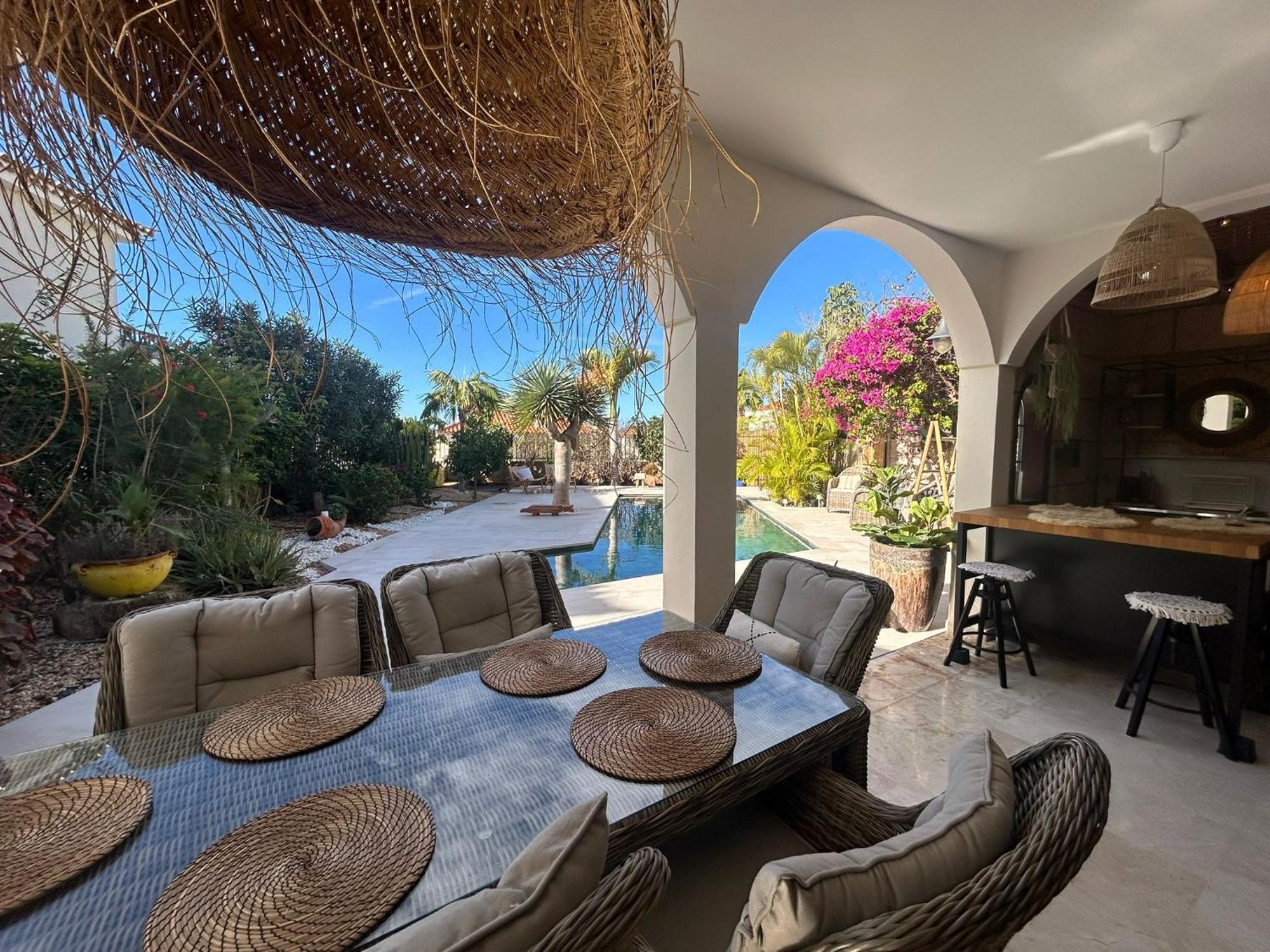 Villa Ibiza - Beautiful House With Private Pool Chayofa Екстер'єр фото