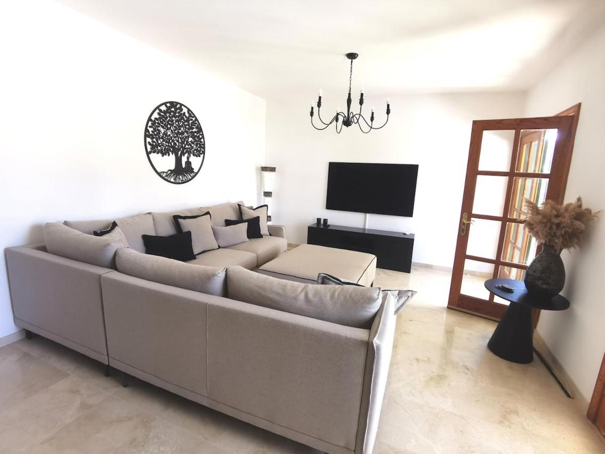 Villa Ibiza - Beautiful House With Private Pool Chayofa Екстер'єр фото