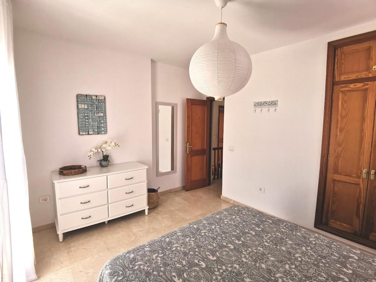 Villa Ibiza - Beautiful House With Private Pool Chayofa Екстер'єр фото